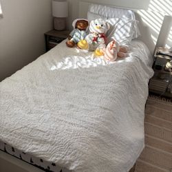 Twin Bed With Mattress 