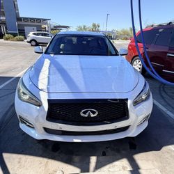 2015 Infiniti Q50 Hybrid