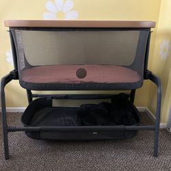 Maxi Cosi Iora Bassinet