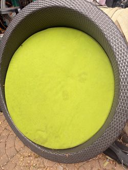 Dog bed