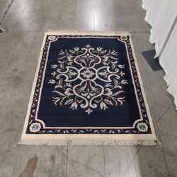 da Collection Navy Oriental-Style Woven Area Rug with Fringe, 4' x 5'9"