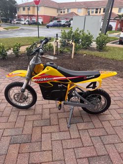 Razor MX650 Electric Dirt Bike