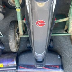 hoover vacuum with battery and charger