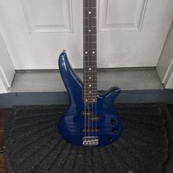 Yamaha Base Guitar