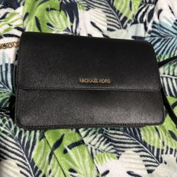 Used one time mk crossbody