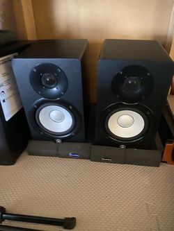 Yamaha HS5 Powered Studio Monitors