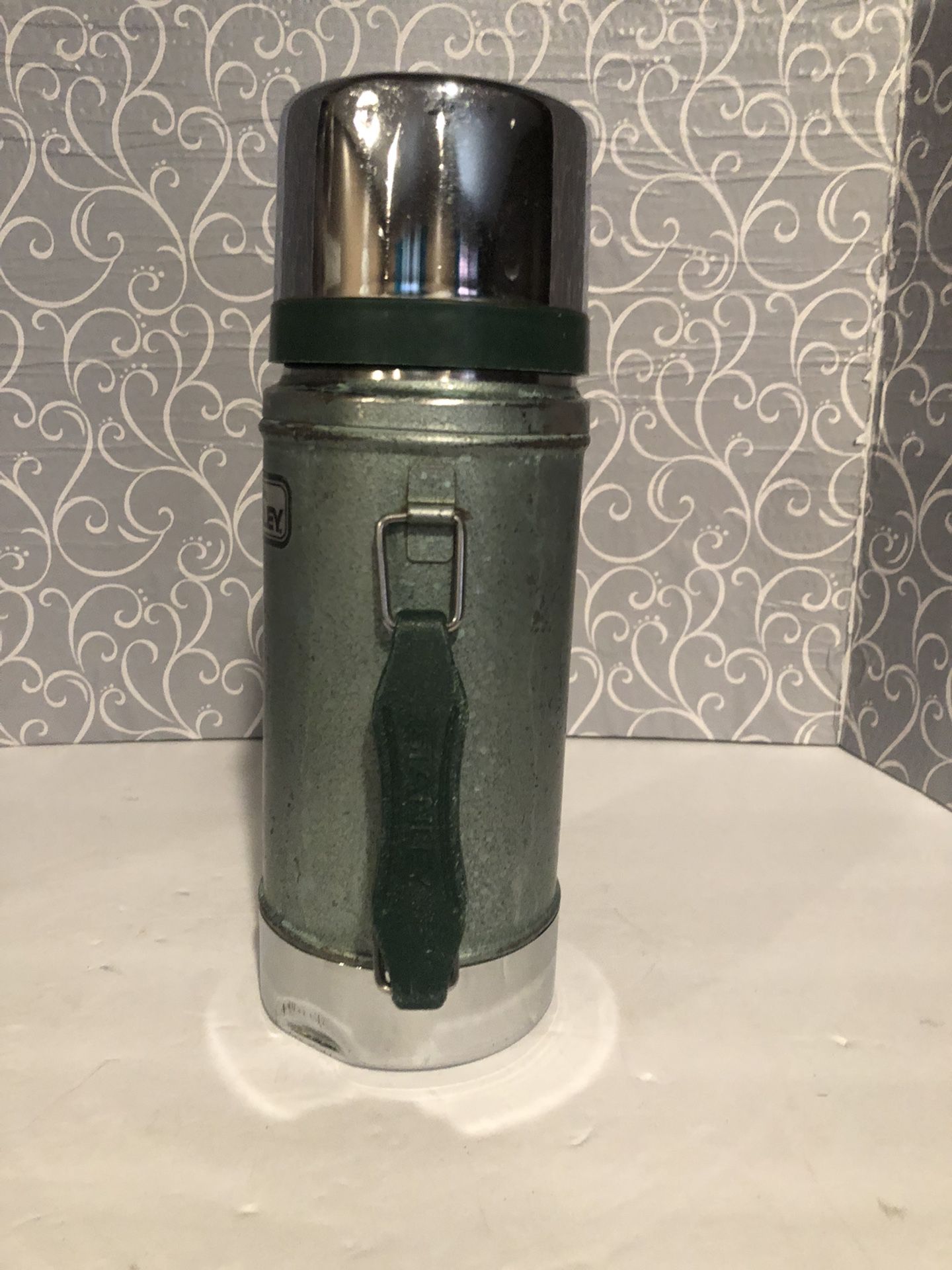 Vintage Aladdin Stanley Thermos Made In USA for Sale in West Covina, CA -  OfferUp