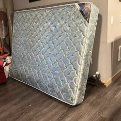 Mattress Bed Queen 