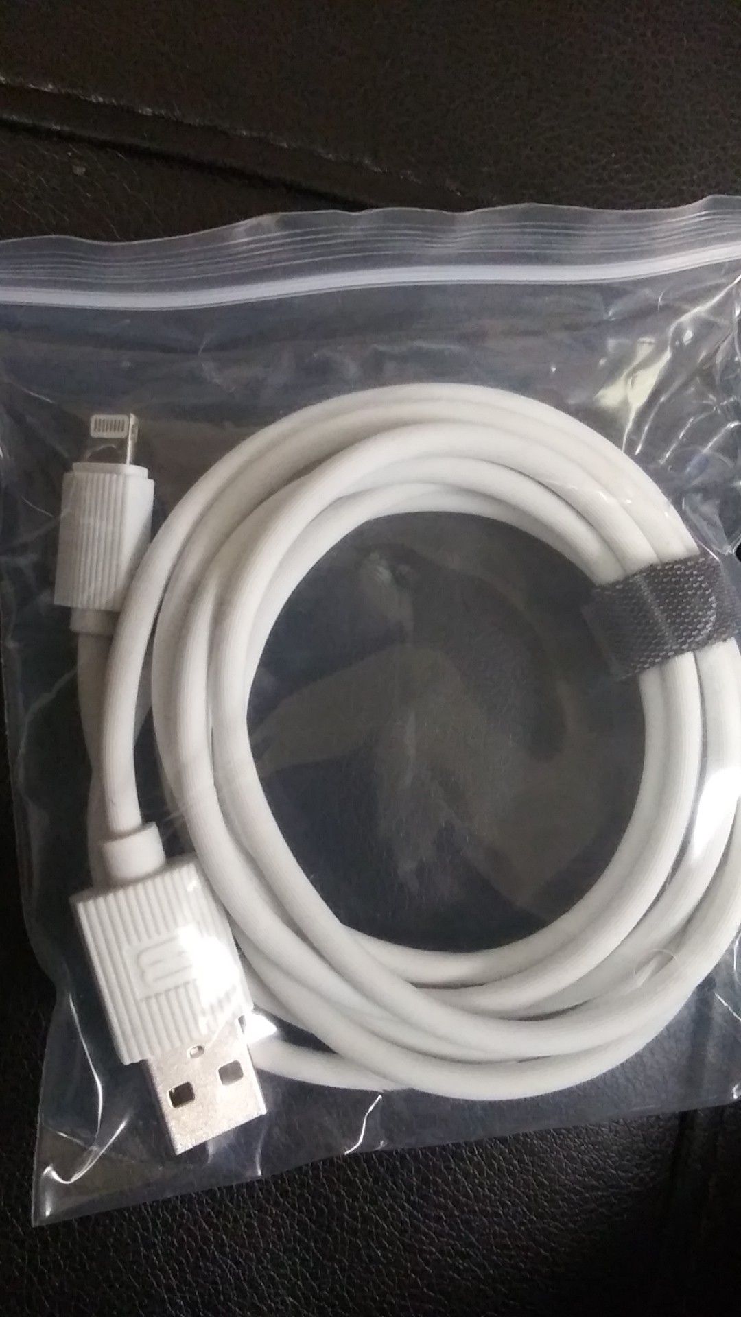 iPhone lighting charger