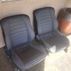 Bucket Seats 