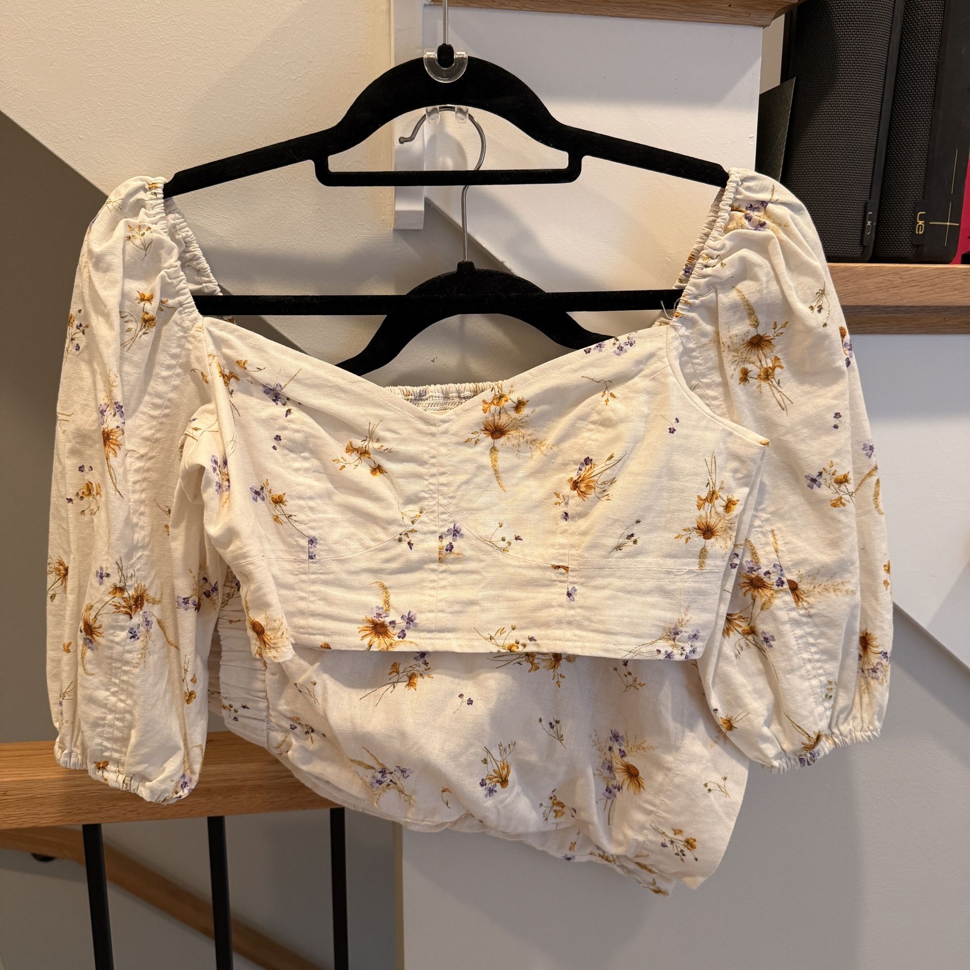 NWOT H&M Cotton Linen Blend Floral Crop Sweetheart Smocked Top & Shorts 5” Set