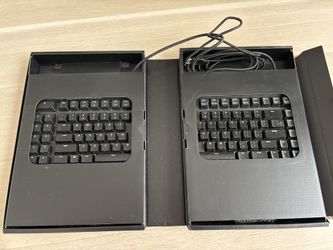 kinesis kb975 gaming keyboard