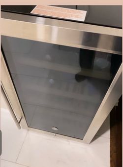GE wine Fridge