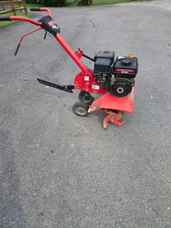 Troy-Bilt OHV 208cc Gas Rear Tine Tiller