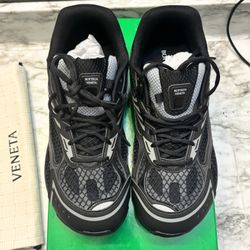 Bottega Veneta -Men’s Black Size 45(11)