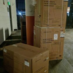 New Microwave (Black) – Still in Box