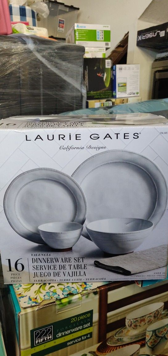 Laurie Gates California designes 16 pieces new $25