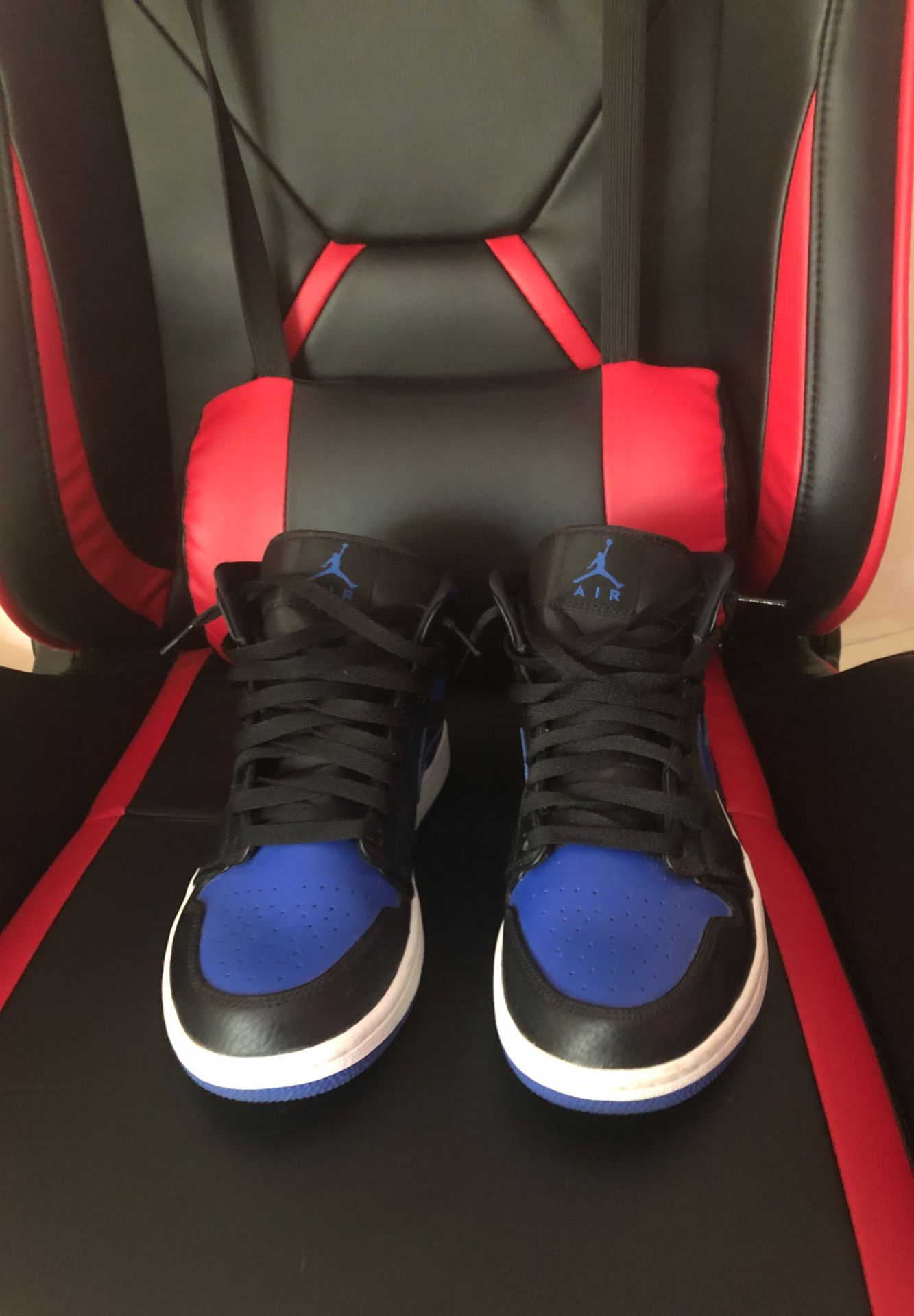 Jordan 1 Mid Blue