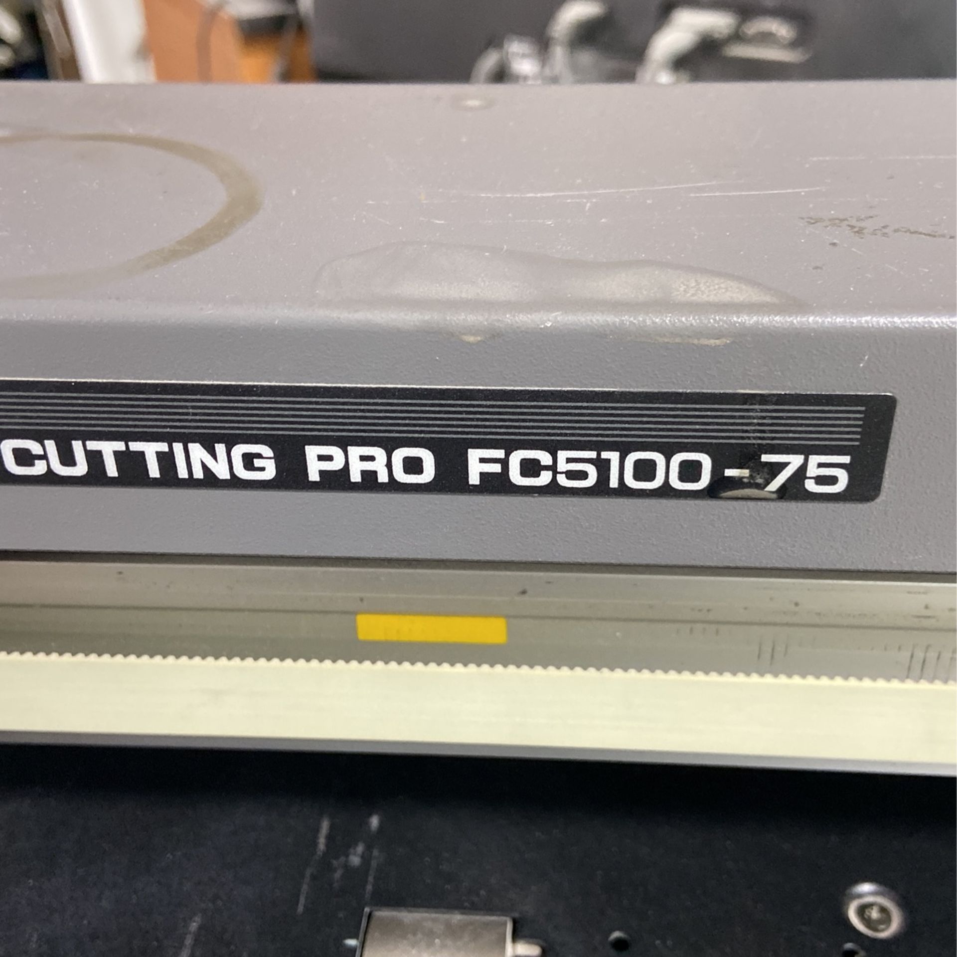 FC5100 CUTTING PRO USER MANUAL - Graphtec America