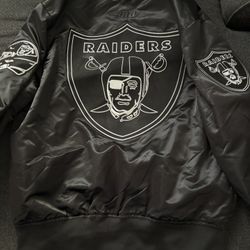 Pro Standard Raiders Jacket Size Large