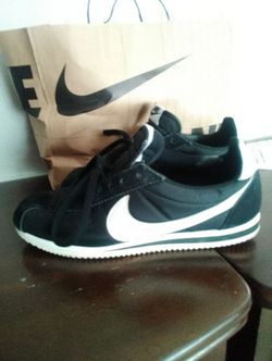 Nike cortez