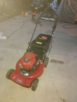 Torro gas powered\electric starter self propelled lawn mower\mulcher
