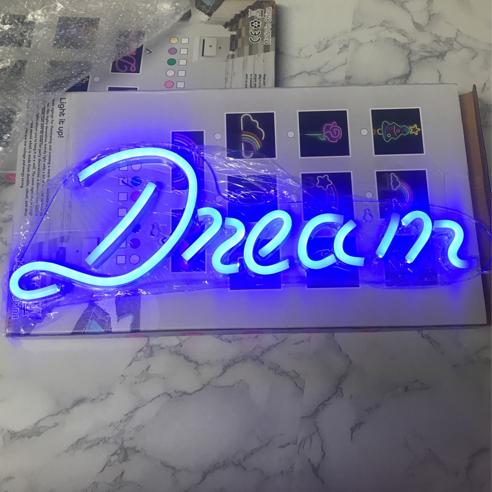Neon “ Dream” Light