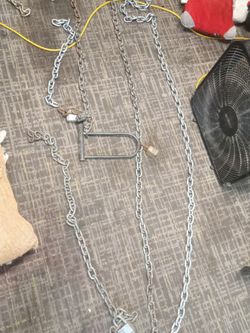 Tow chains