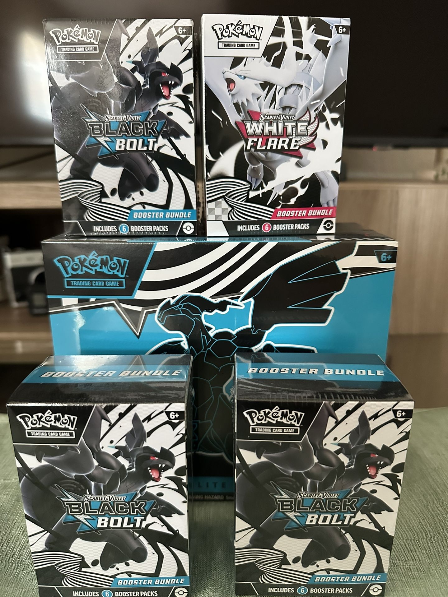 Booster Bundle & Etb
