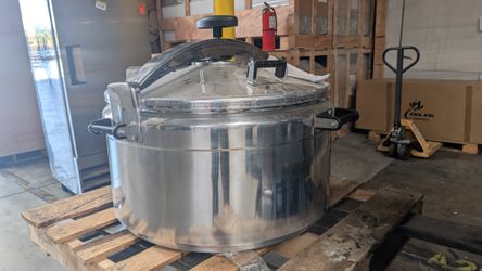 Clearance 143 QT Largest Aluminum Pressure Cooker 38987L0612