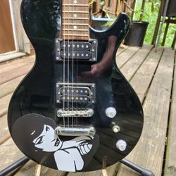 Dean 6 String Les Paul Style