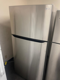 LG Top Freezer Fridge – Stainless, LED lighting, clean