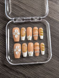 Press on Nails - Sizes S,L - CASH ONLY - 75th Ave and Peoria