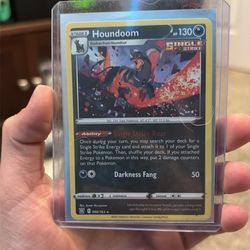 2021 Houndoom Pokémon