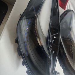 2019 _ 2023 Right  Tesla Model 3 Y Head Lamp 