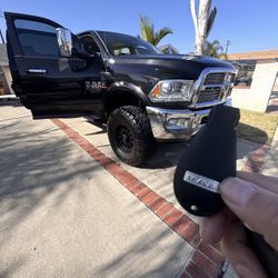 Car Keys/Fobs/Llaves De Autos