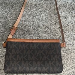Michael Kors Fanny Pack 