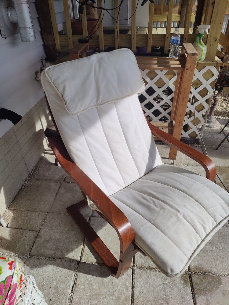 Poang Chair 