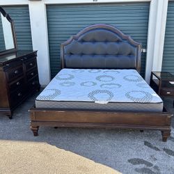 King Size Bed Set Cash Only