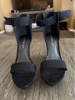Madden Girl Black Wedge High Heels Size 9