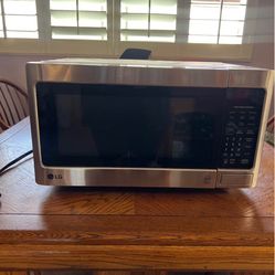 Lg microwave used a couple of times