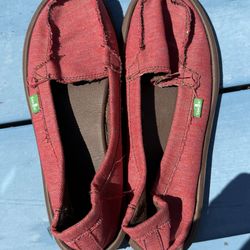 Women’s Sanuk slip ons