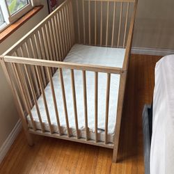 Baby crib