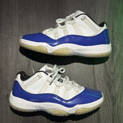 Size 9 Women’s/ 7 Kids Air Jordan 11 Retro Low Women Concord Sketch AH7860-100