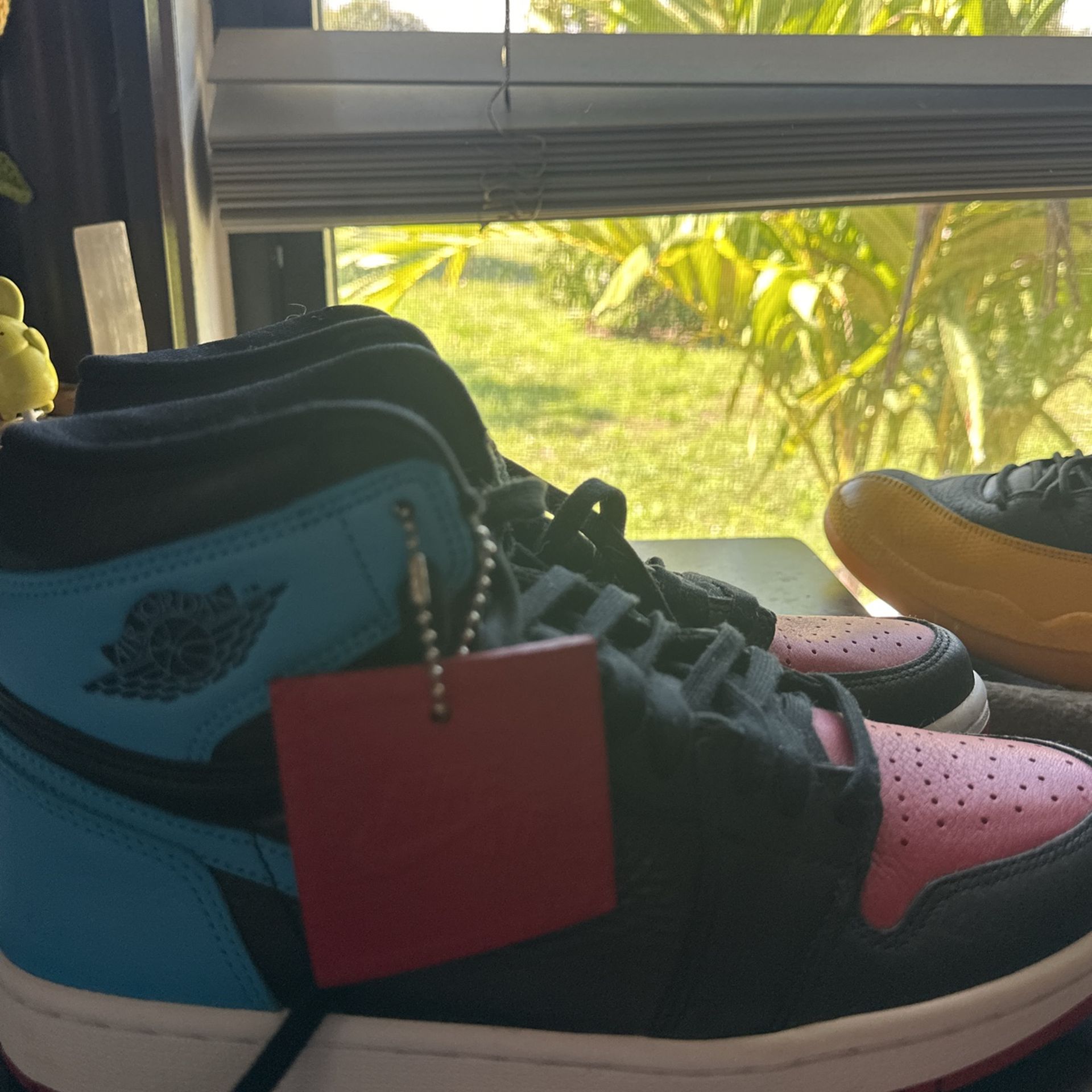 Jordan 1 High top red and blue Clothing