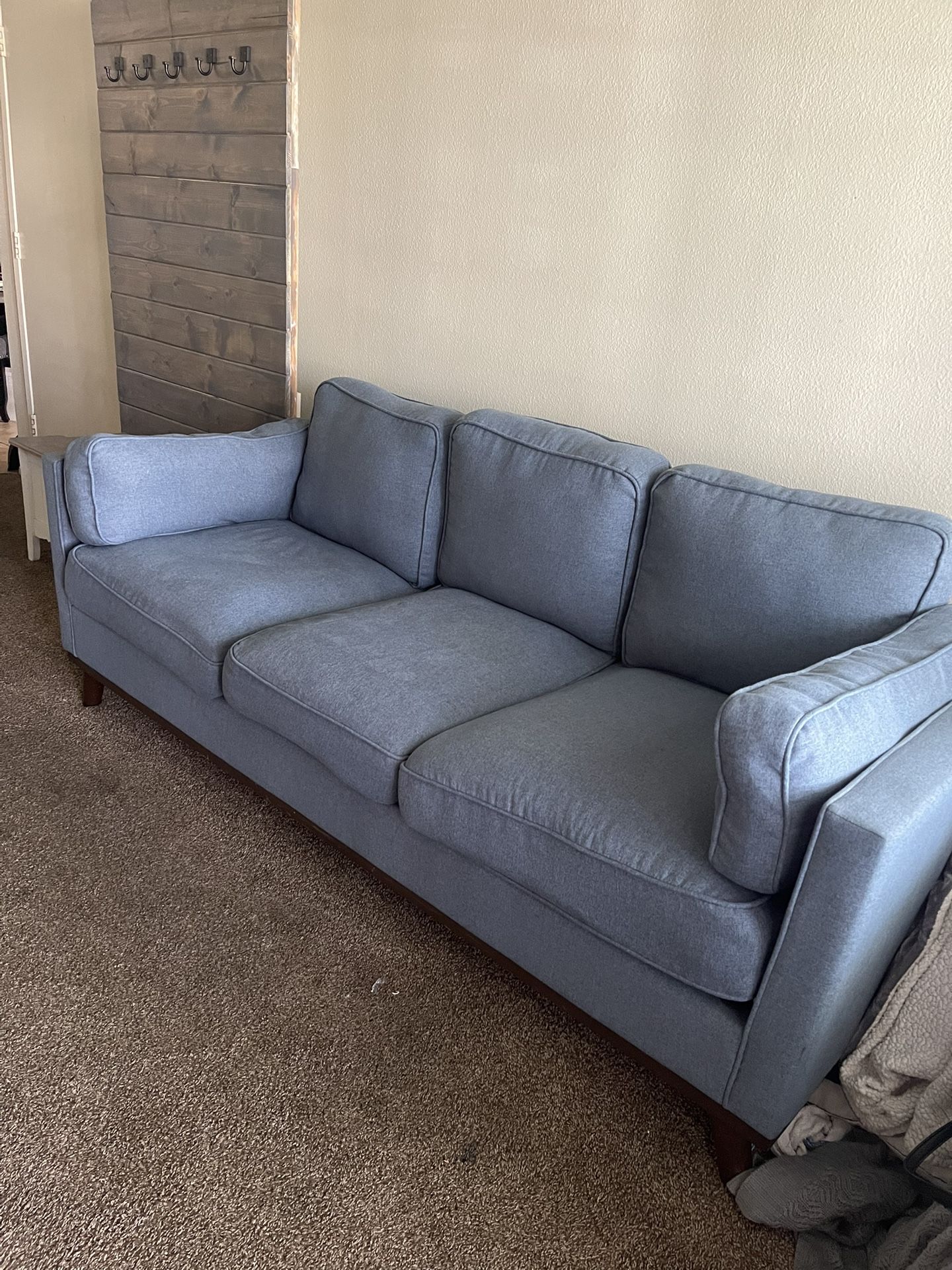 couch/sofa