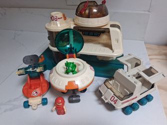 1984 Lil Playmates Space Station