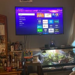 37 Great Condition ROKU Smart TV