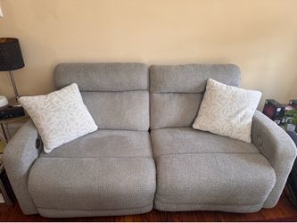 Dual Power Reclining Loveseat with USB Charging