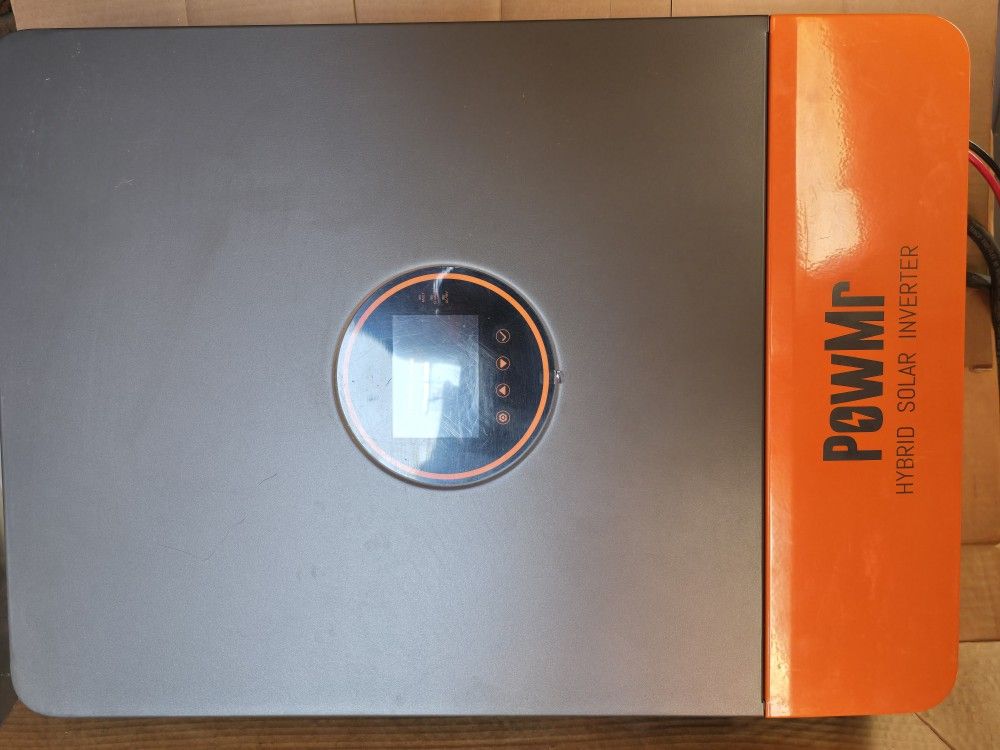 Solar Inverter & 3 Batteries